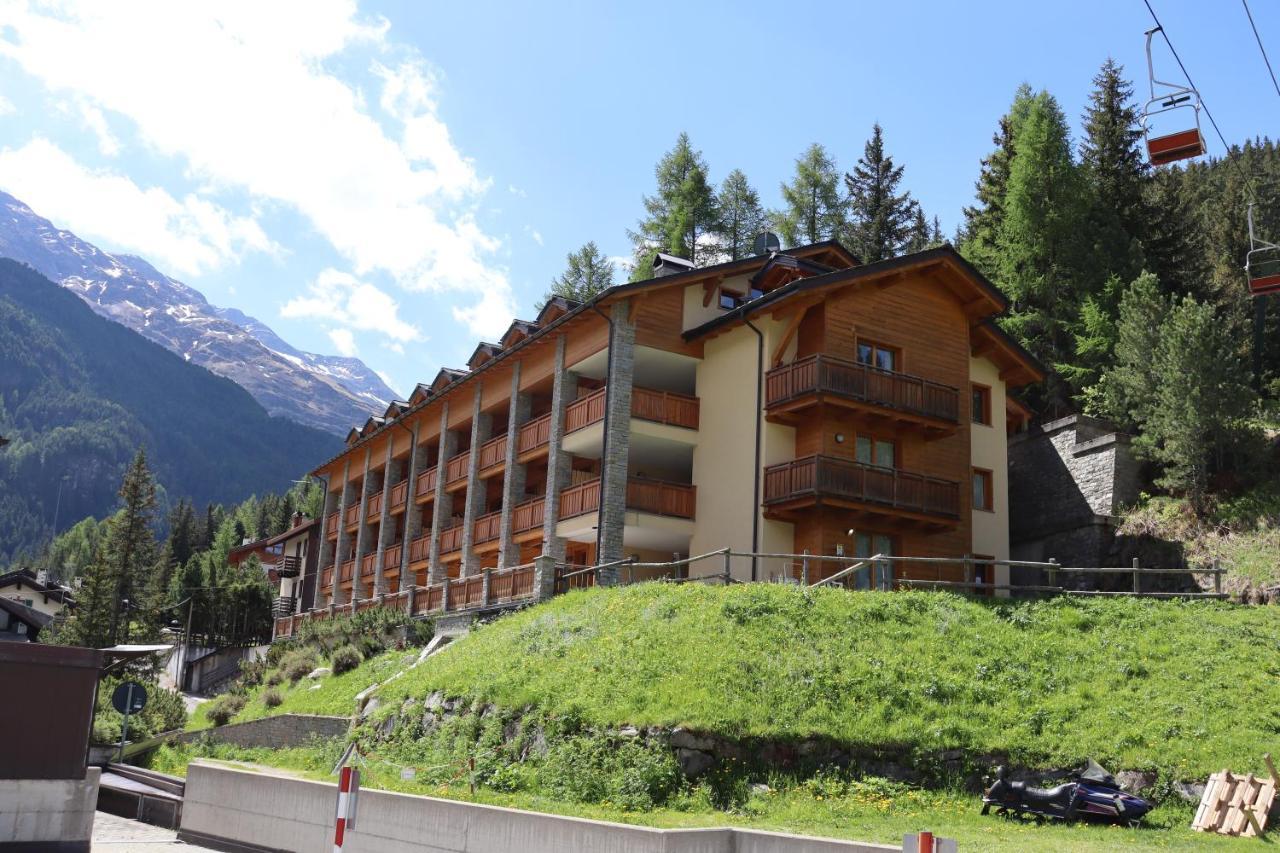 Residence Regina Delle Alpi Santa Caterina Valfurva Buitenkant foto